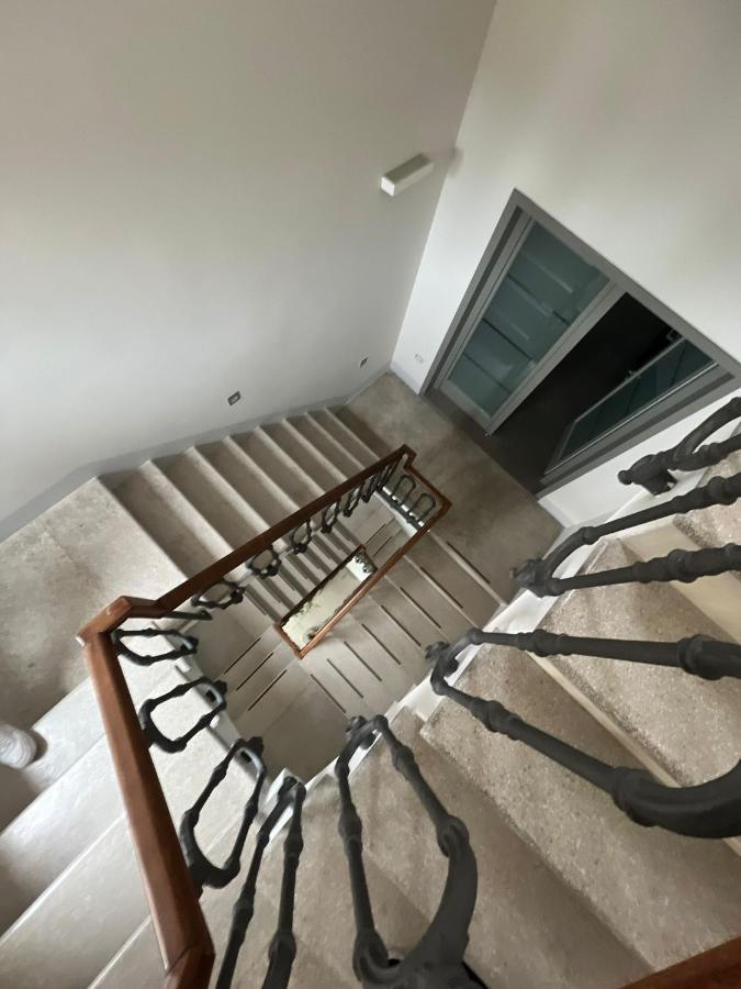 Palazzo 41 Rental Rooms 산 피에트로 베노티코 외부 사진