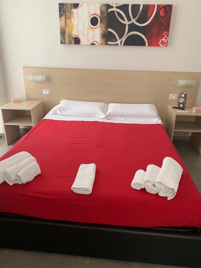 Palazzo 41 Rental Rooms 산 피에트로 베노티코 외부 사진