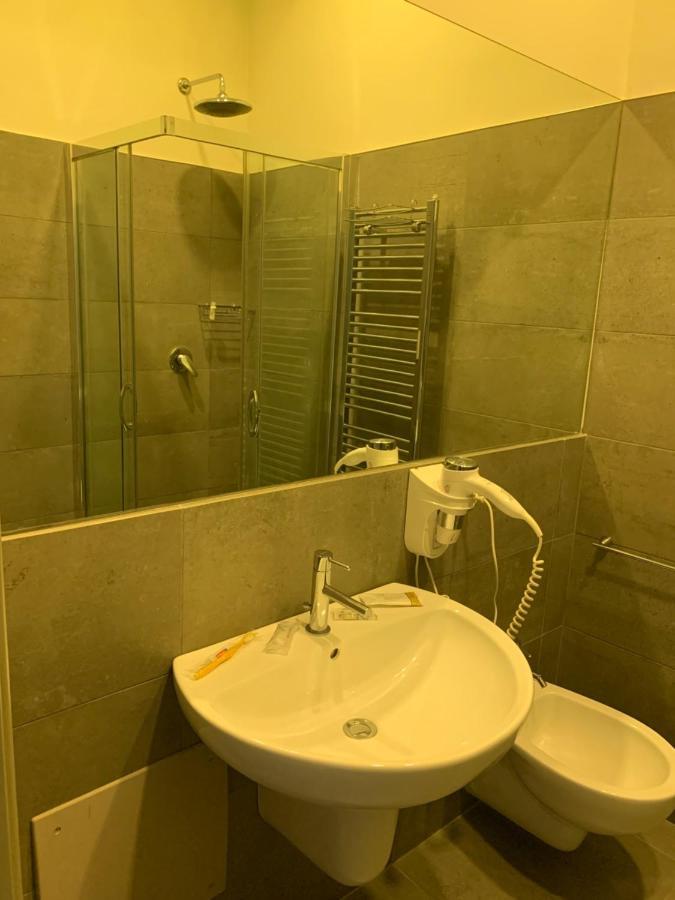 Palazzo 41 Rental Rooms 산 피에트로 베노티코 외부 사진